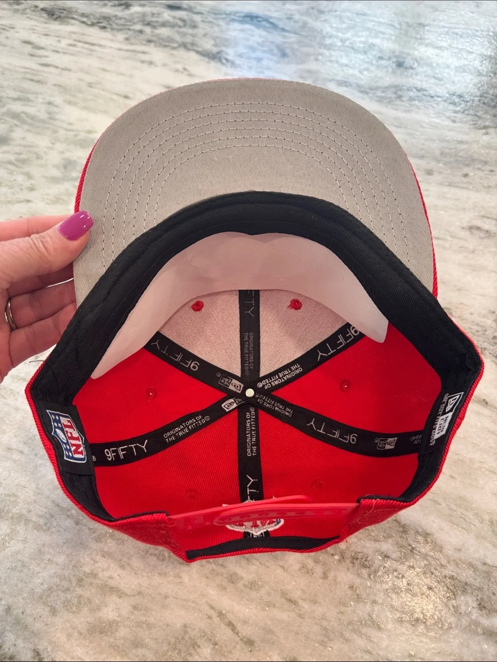 New Era San Francisco 49ers 9FIFTY SnapBack Hat Embroidered Team Logo Football